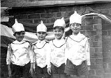 Kids
                          in costume  David Boardman