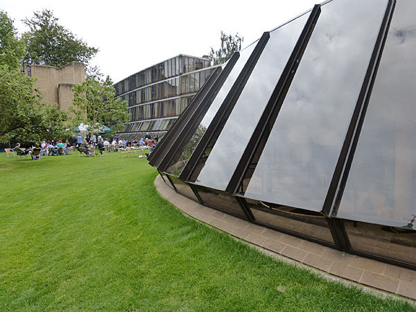 De Breyne & Hayward - Keble College