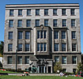 James
                      Administration Building, Montreal, Canada